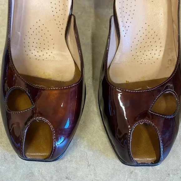 Anyi Lu Brown Handmade in Italy Patent Leather Peep Toe Pump - Picture 3 of 8